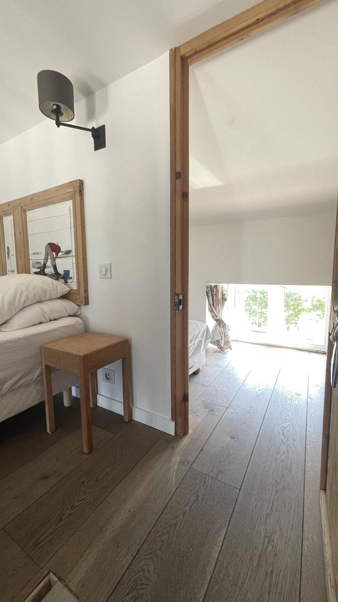 Le Mole Bed & Breakfast Ла Флот Стая снимка