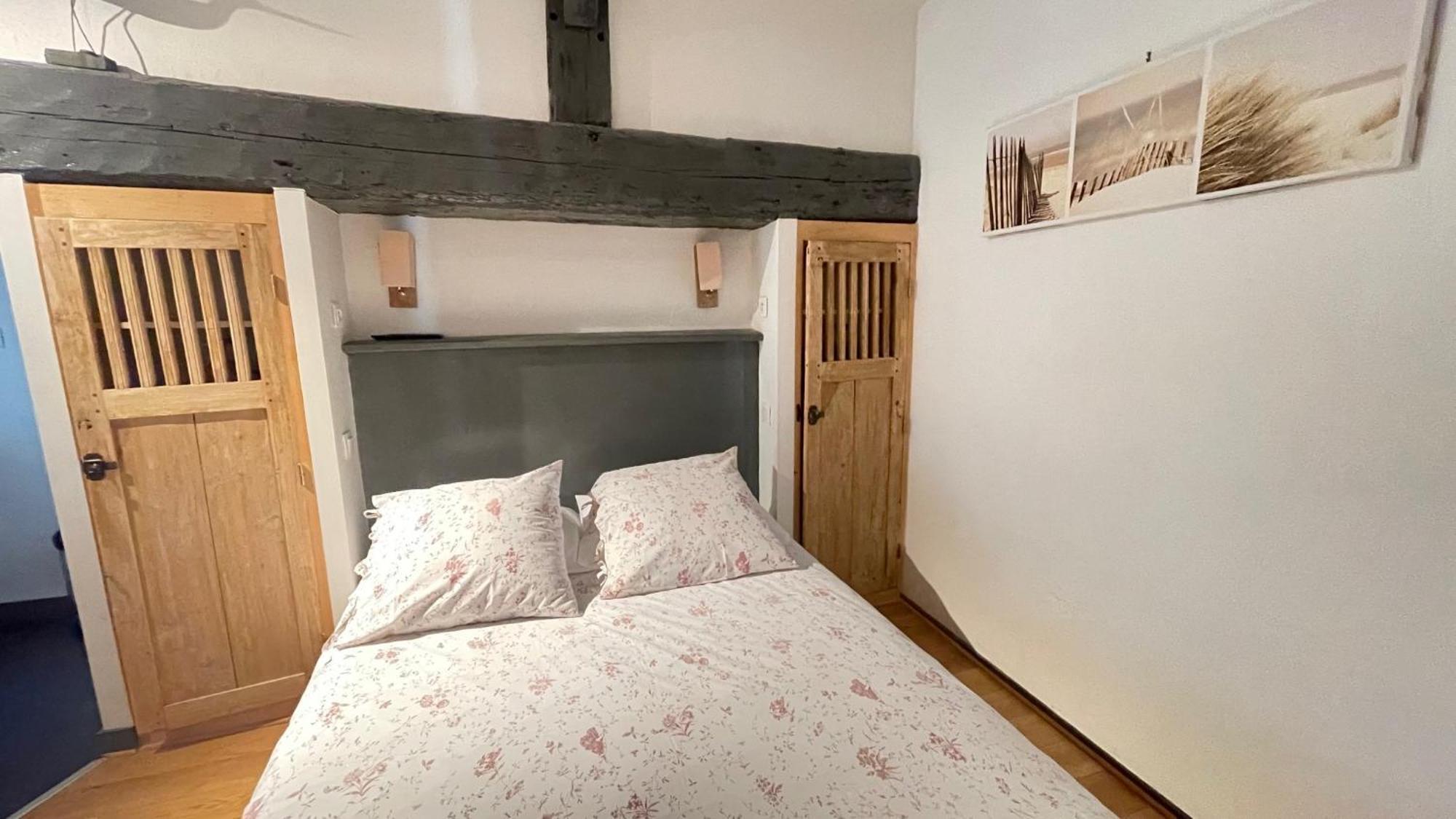 Le Mole Bed & Breakfast Ла Флот Стая снимка