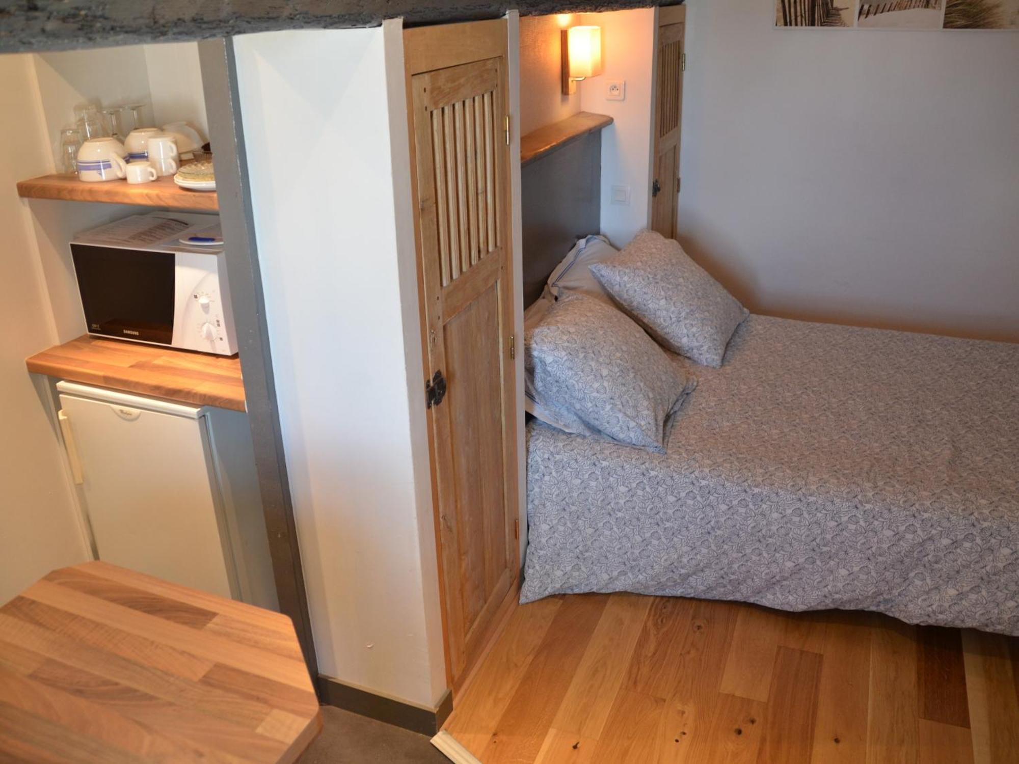 Le Mole Bed & Breakfast Ла Флот Стая снимка